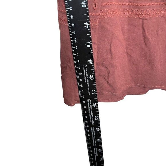 Express Blouse Women's Small V-Neck Sleeveless Eyelet Lightweight Career V-Neck - Picture 5 of 8